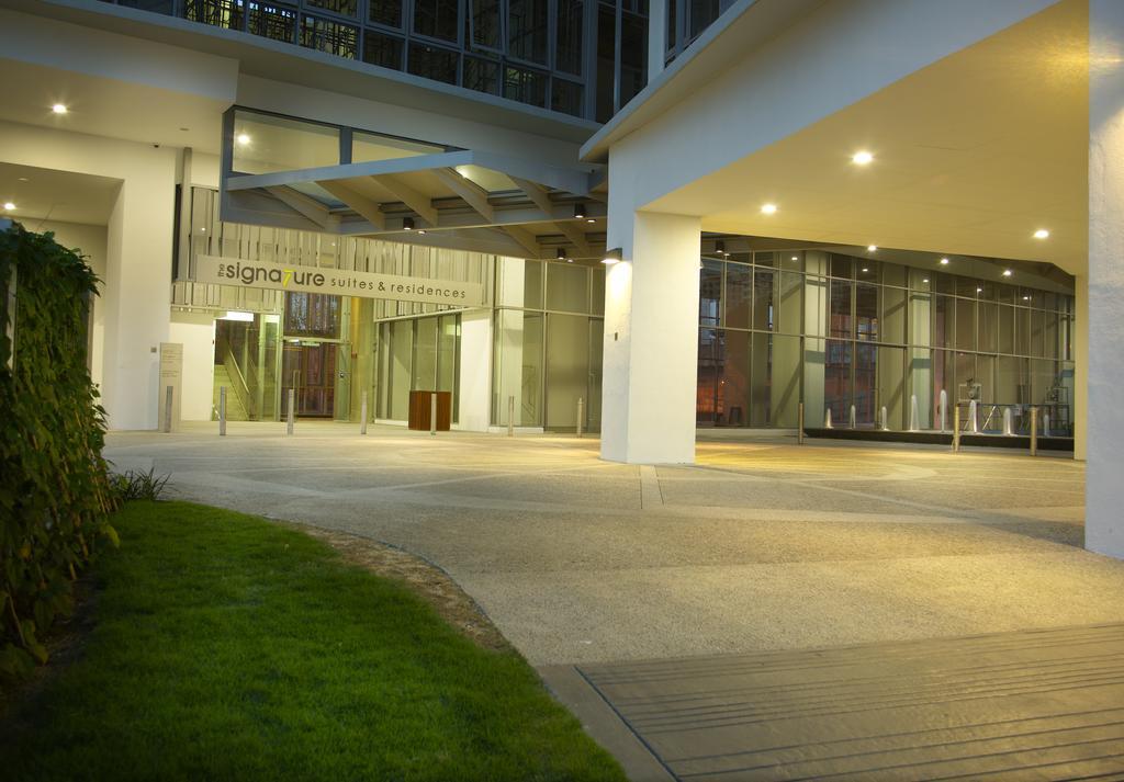 The Signature Hotel & Serviced Suites Kuala Lumpur Exterior photo
