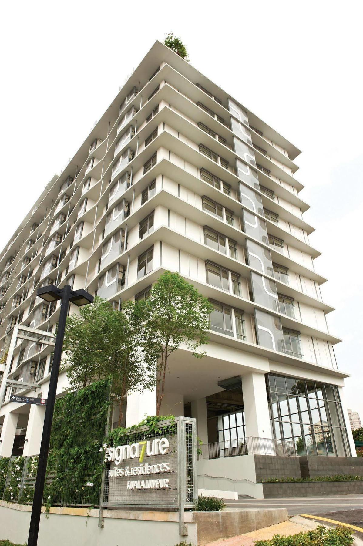 The Signature Hotel & Serviced Suites Kuala Lumpur Exterior photo