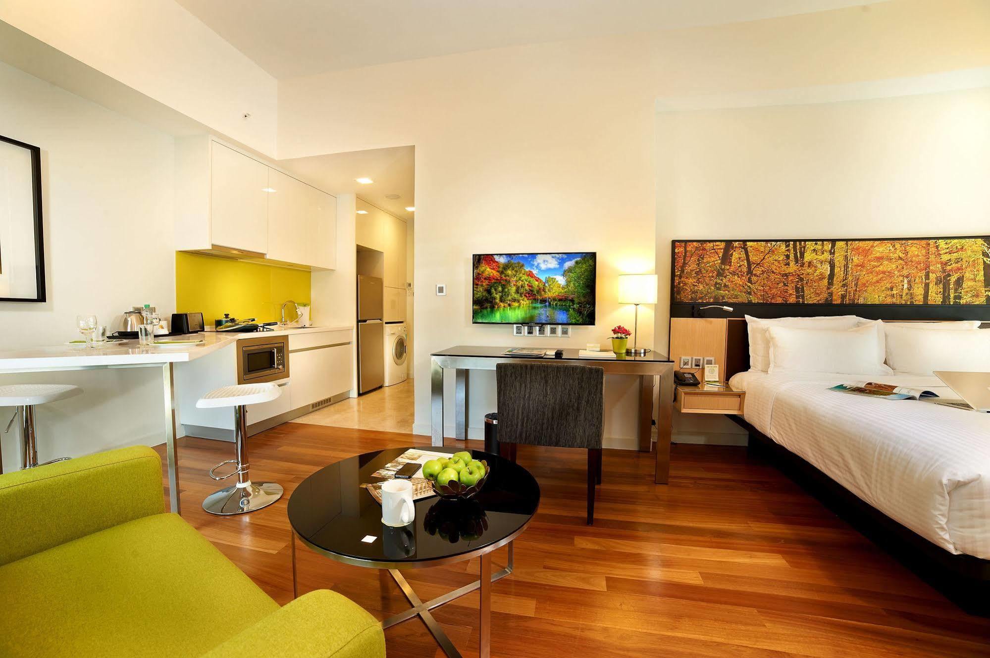 The Signature Hotel & Serviced Suites Kuala Lumpur Exterior photo